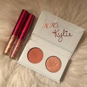 Kylie Cosmetics mini bundle